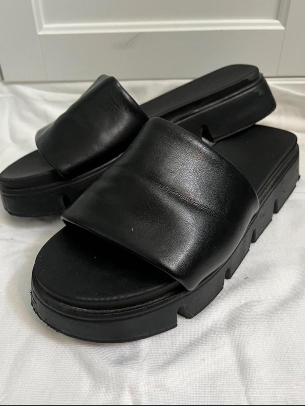 Black Platform Slide Sandals - Women's Chunky Open-Toe Slides